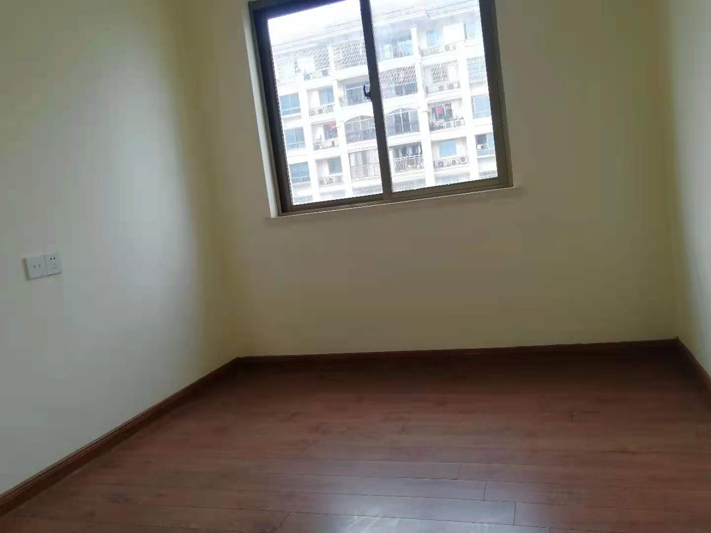 碧桂园 3室2厅2卫 96.8万 碧桂园 3室2厅2卫 96.8万卫生间