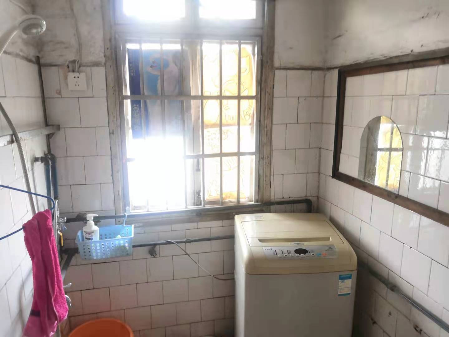 庆云山二村(62号)  2室1厅1卫   600.00元/月 庆云山二村(62号)  2室1厅1卫   600.00元/月室内图