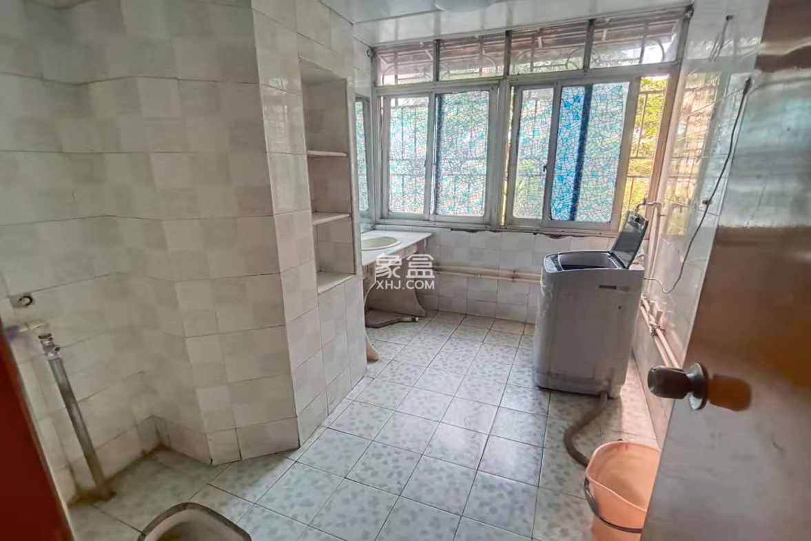 金元大厦  3室2厅1卫    1300.0元/月 金元大厦  3室2厅1卫    1300.0元/月室内图