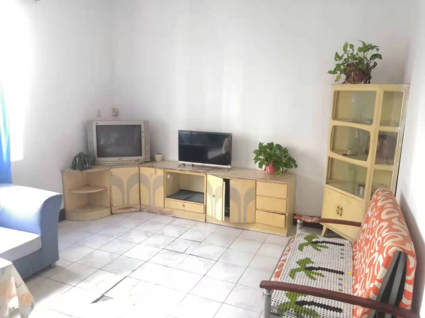 庆云山二村(62号)  2室1厅1卫   600.00元/月 庆云山二村(62号)  2室1厅1卫   600.00元/月室内图