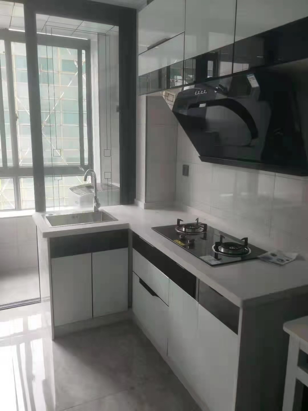 格林花园  1室1厅1卫    1400.0元/月 格林花园  1室1厅1卫    1400.0元/月室内图