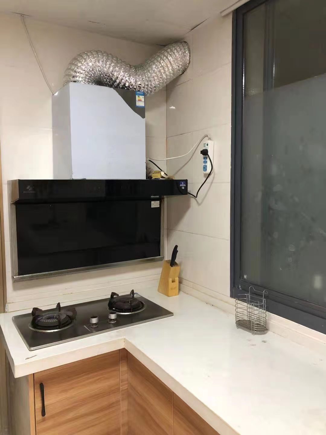 新华东路散盘 1室1厅1卫 1380.0元/月 新华东路散盘 1室1厅1卫 1380.0元/月室内图