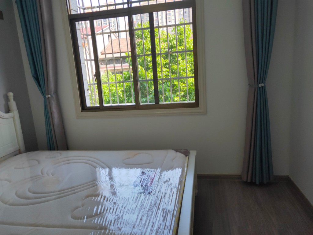 湖南省物堪院益阳分院  3室2厅1卫    66.0万 湖南省物堪院益阳分院  3室2厅1卫    66.0万卧室