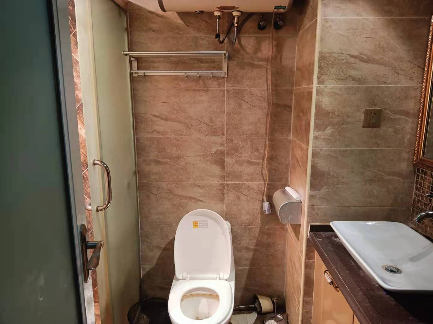 万豪城市花园 1室1厅1卫 1400.0元/月 万豪城市花园 1室1厅1卫 1400.0元/月室内图