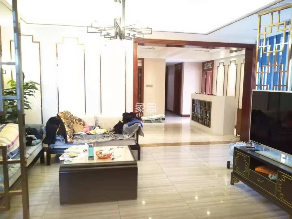 星月都会  3室2厅2卫    90.0万