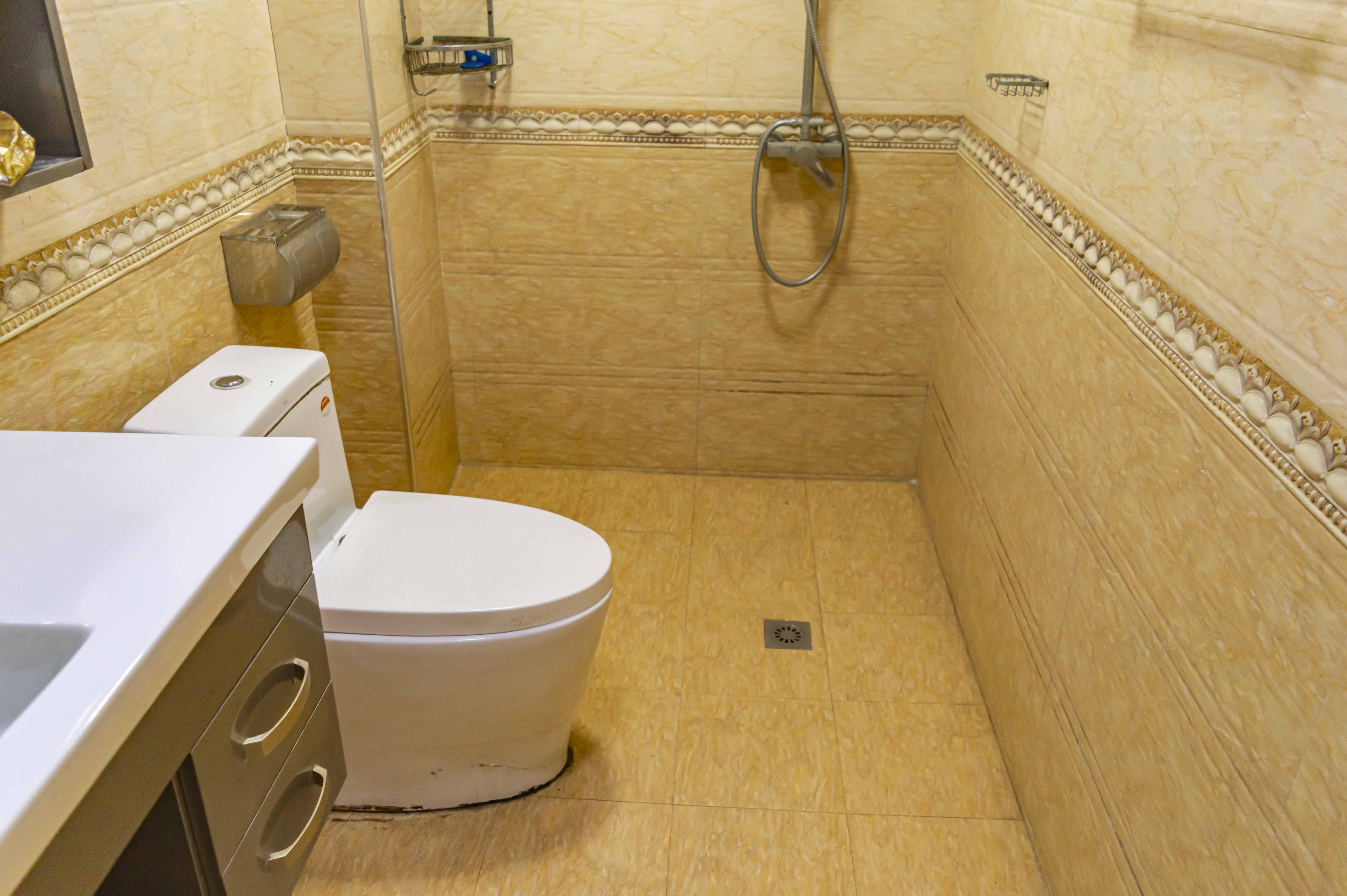 旺佳华府  2室2厅1卫    68.0万 旺佳华府  2室2厅1卫    68.0万客厅