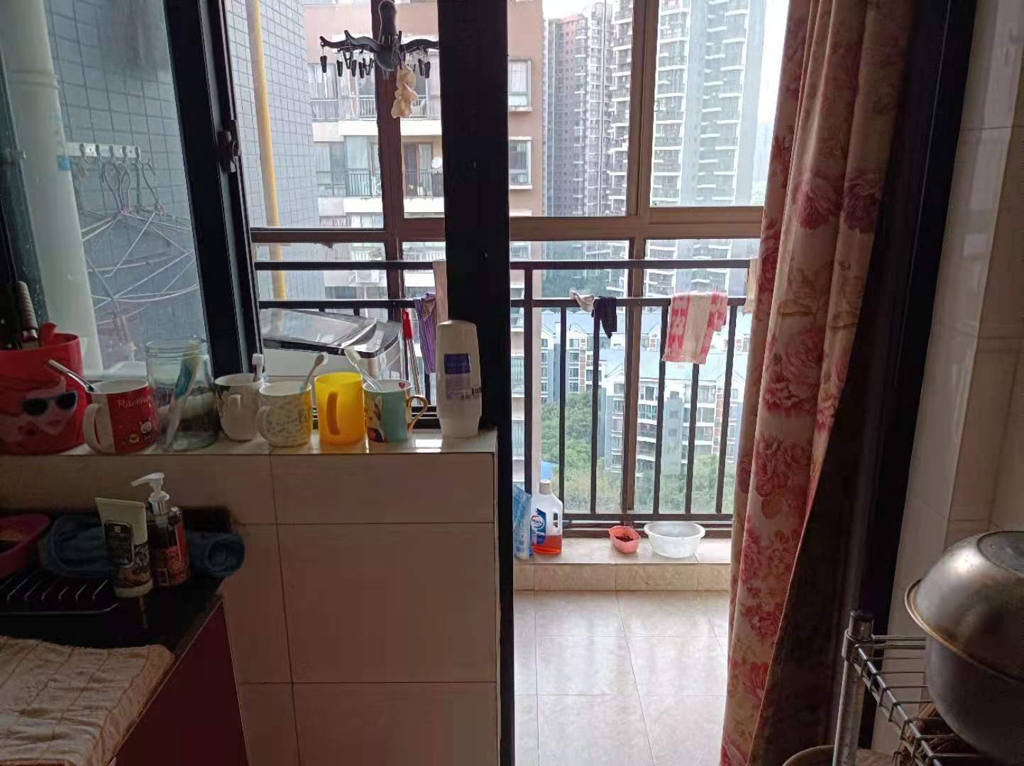 蓝岸丽景  2室2厅1卫    2800.0元/月 蓝岸丽景  2室2厅1卫    2800.0元/月室内图