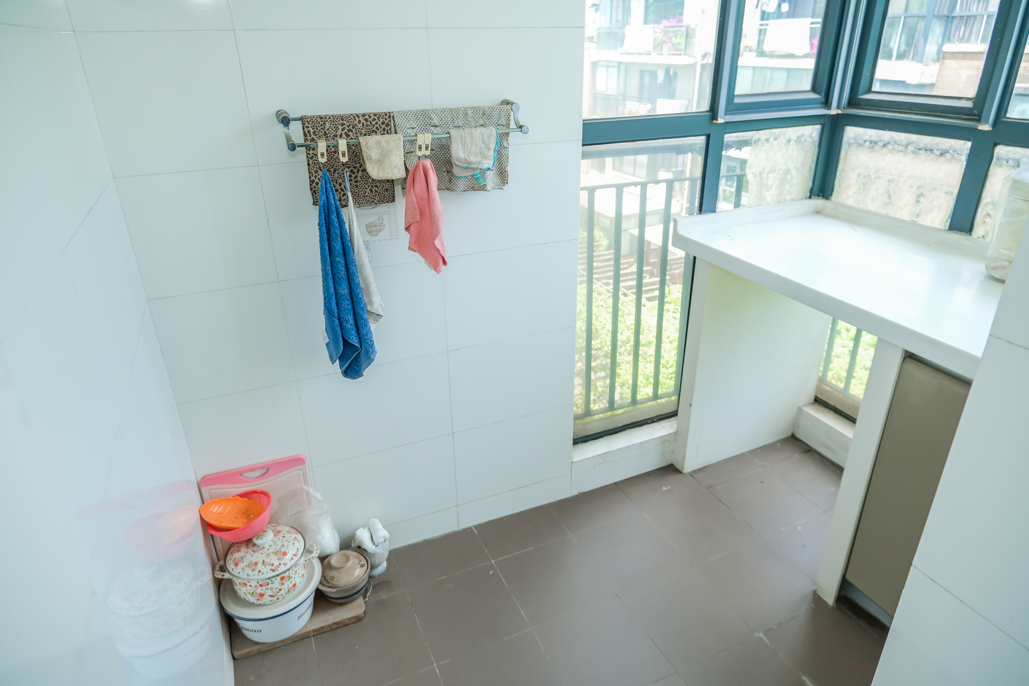 美林水郡  5室2厅2卫    200.0万阳台