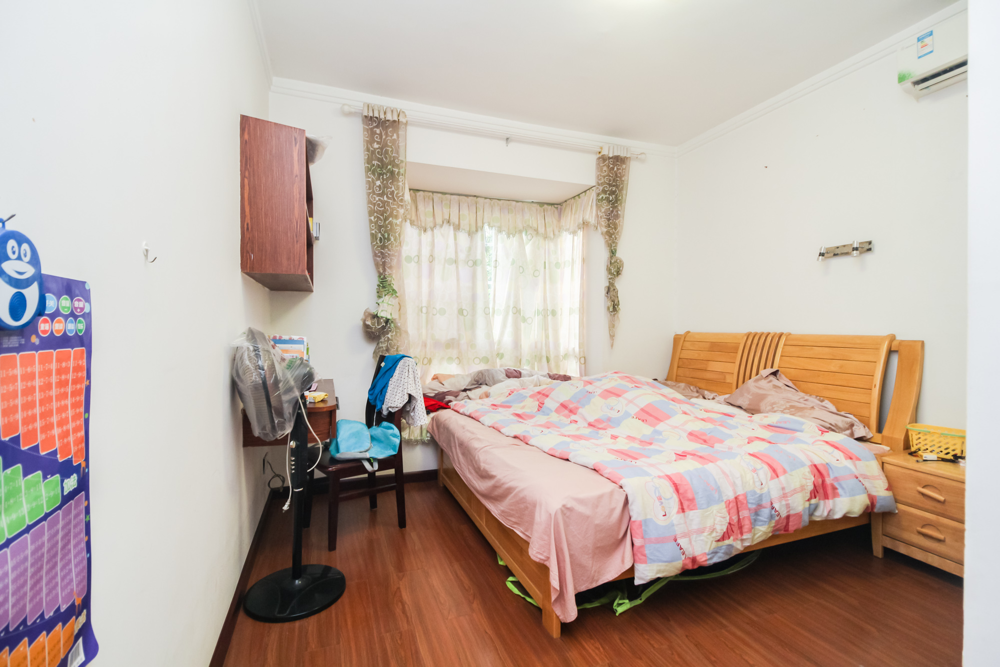 博雅湘水湾  2室2厅1卫    59.8万卧室