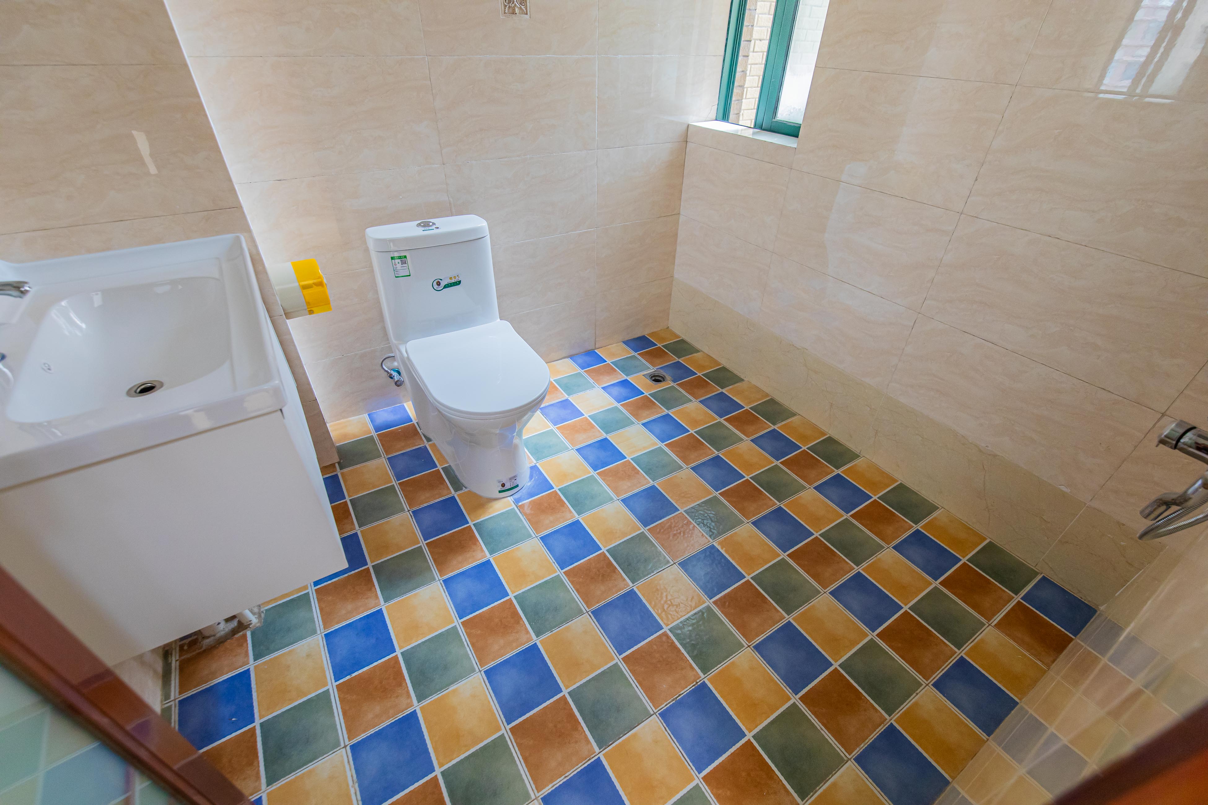 松雅湖畔  3室2厅1卫    86.8万卫生间