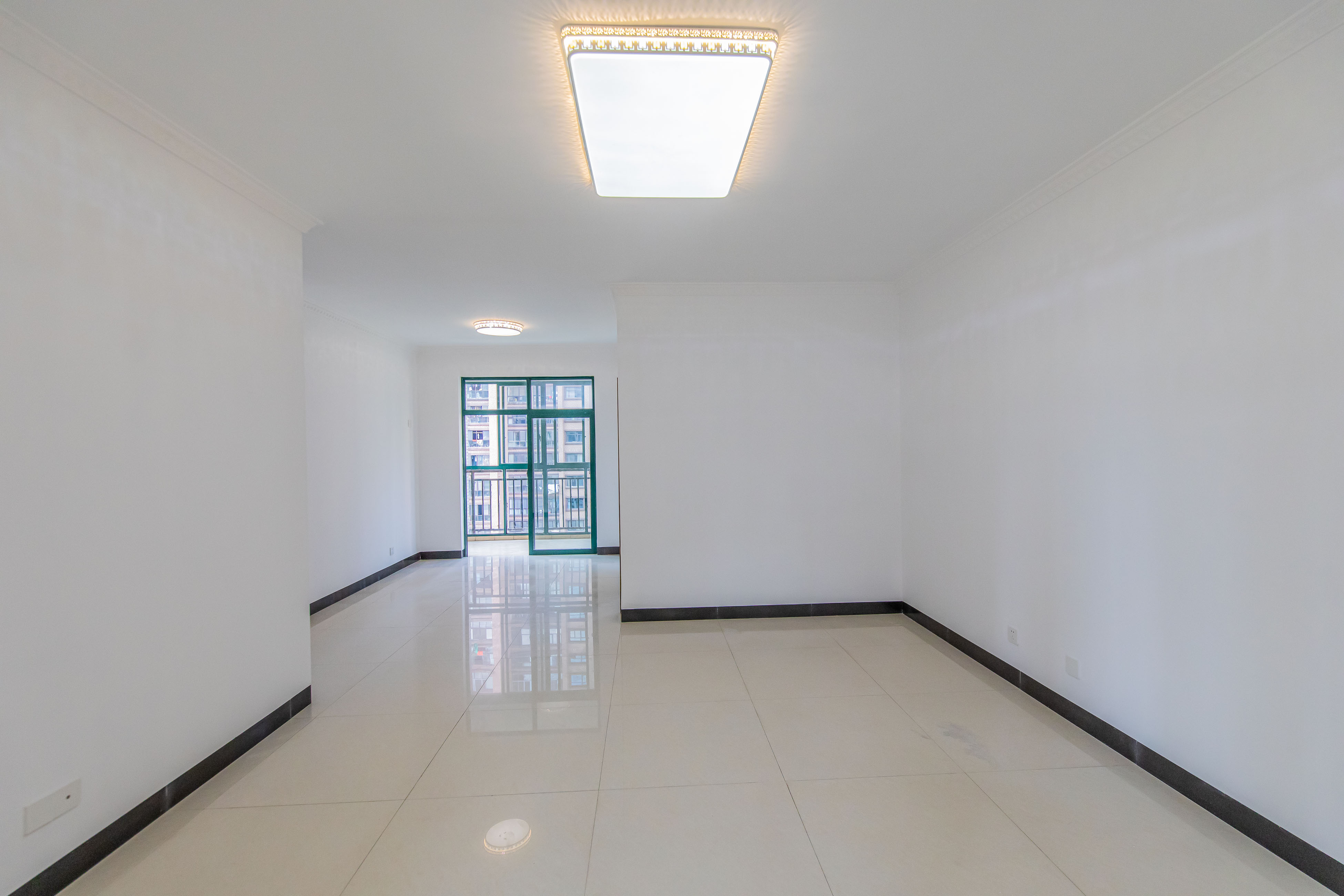 松雅湖畔  3室2厅1卫    86.8万客厅