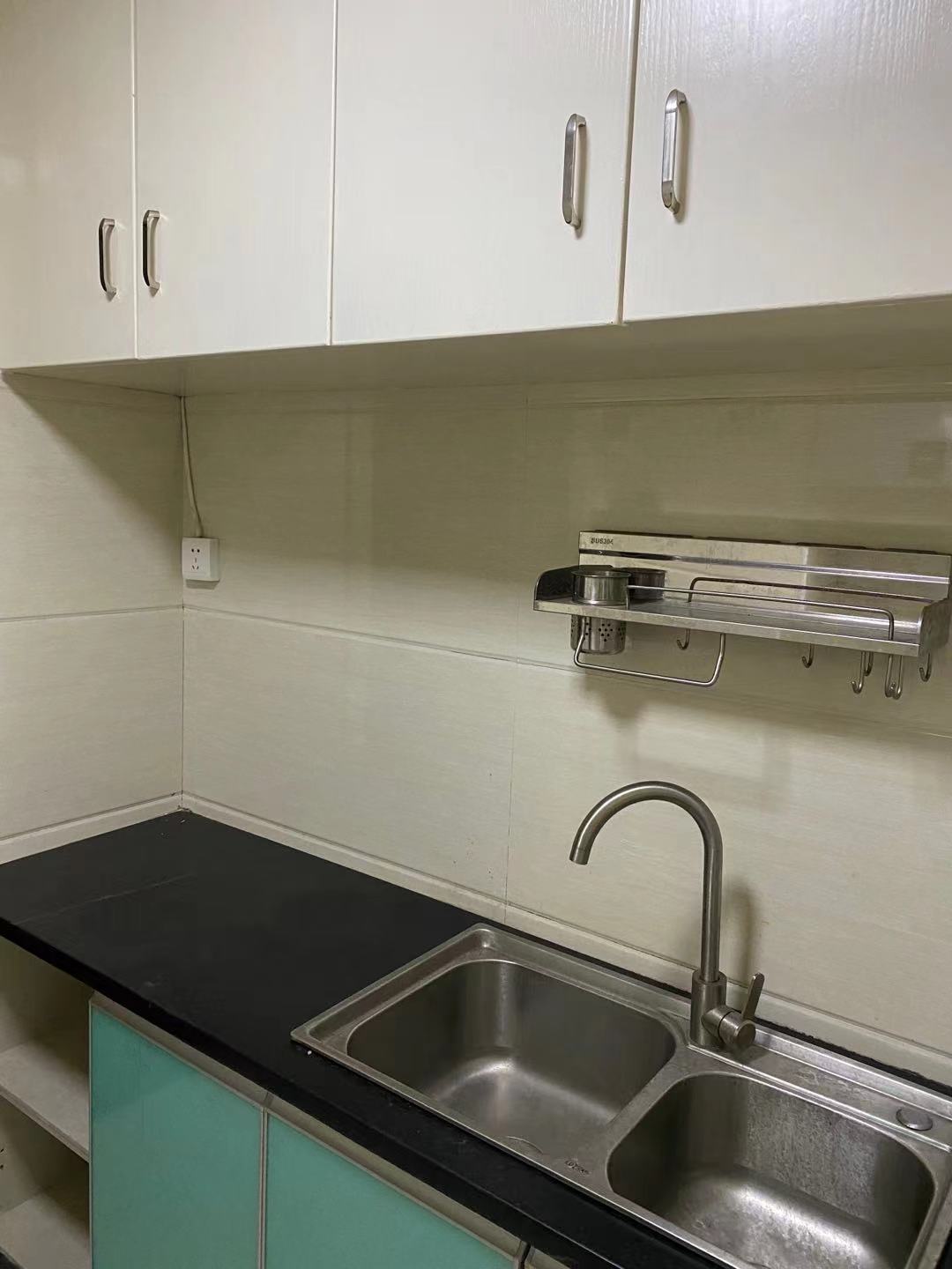 天酬尚都  2室1厅1卫    1300.0元/月 天酬尚都  2室1厅1卫    1300.0元/月室内图