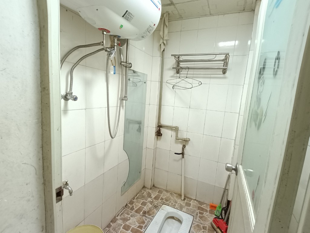 蒸阳花苑  1室1厅1卫    700.0元/月 蒸阳花苑  1室1厅1卫    700.0元/月室内图