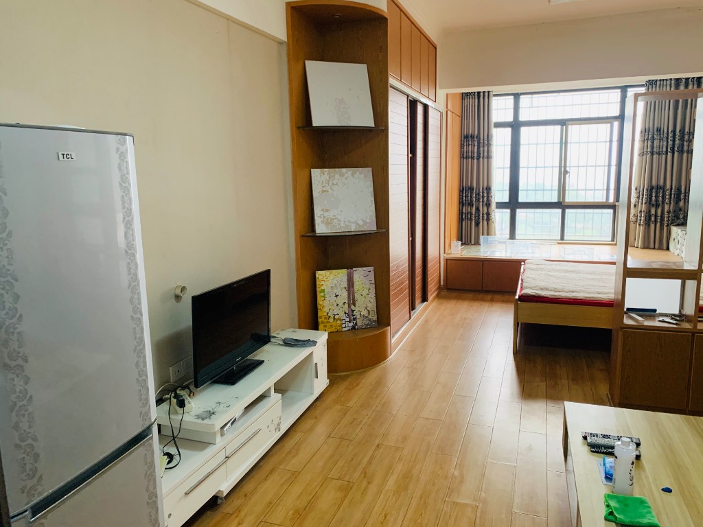 金广茗厦  1室1厅1卫    35.0万 金广茗厦  1室1厅1卫    35.0万卫生间