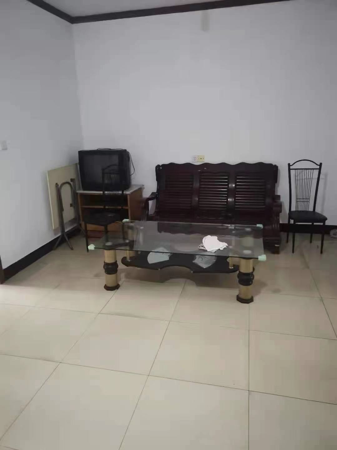 建南花园 2室1厅1卫 1000.0元/月 建南花园 2室1厅1卫 1000.0元/月室内图