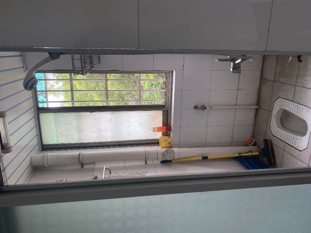 馨香小区 3室2厅1卫 1400.0元/月 馨香小区 3室2厅1卫 1400.0元/月室内图