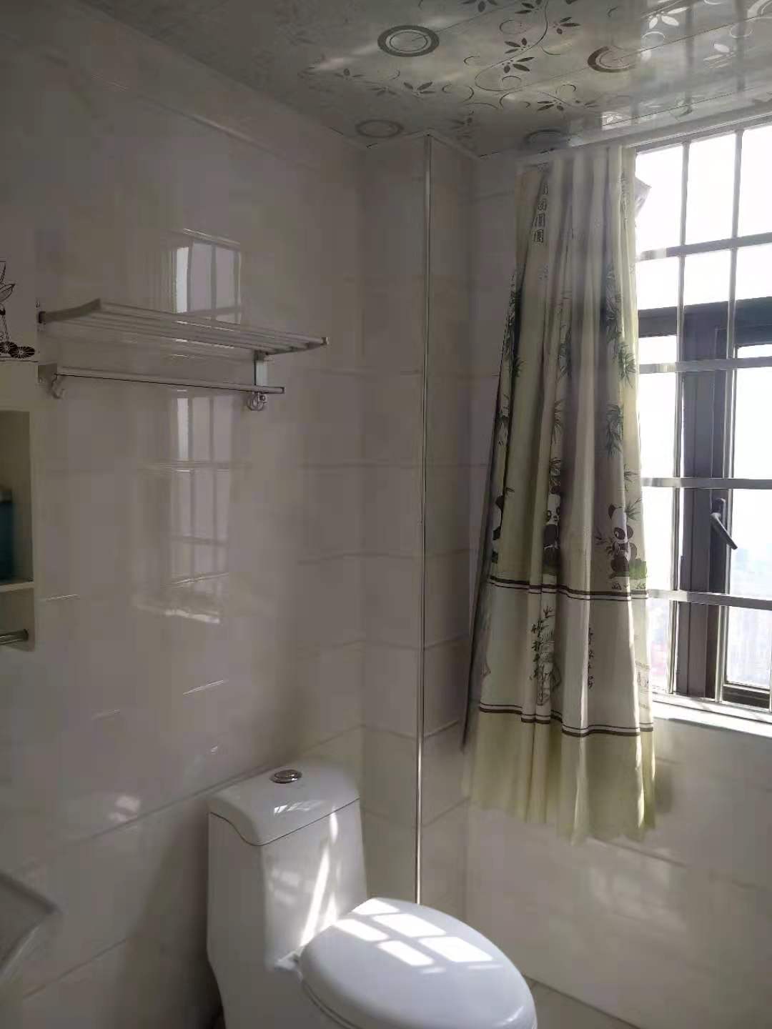 万豪城市花园  3室2厅2卫    3000.0元/月 万豪城市花园  3室2厅2卫    3000.0元/月室内图