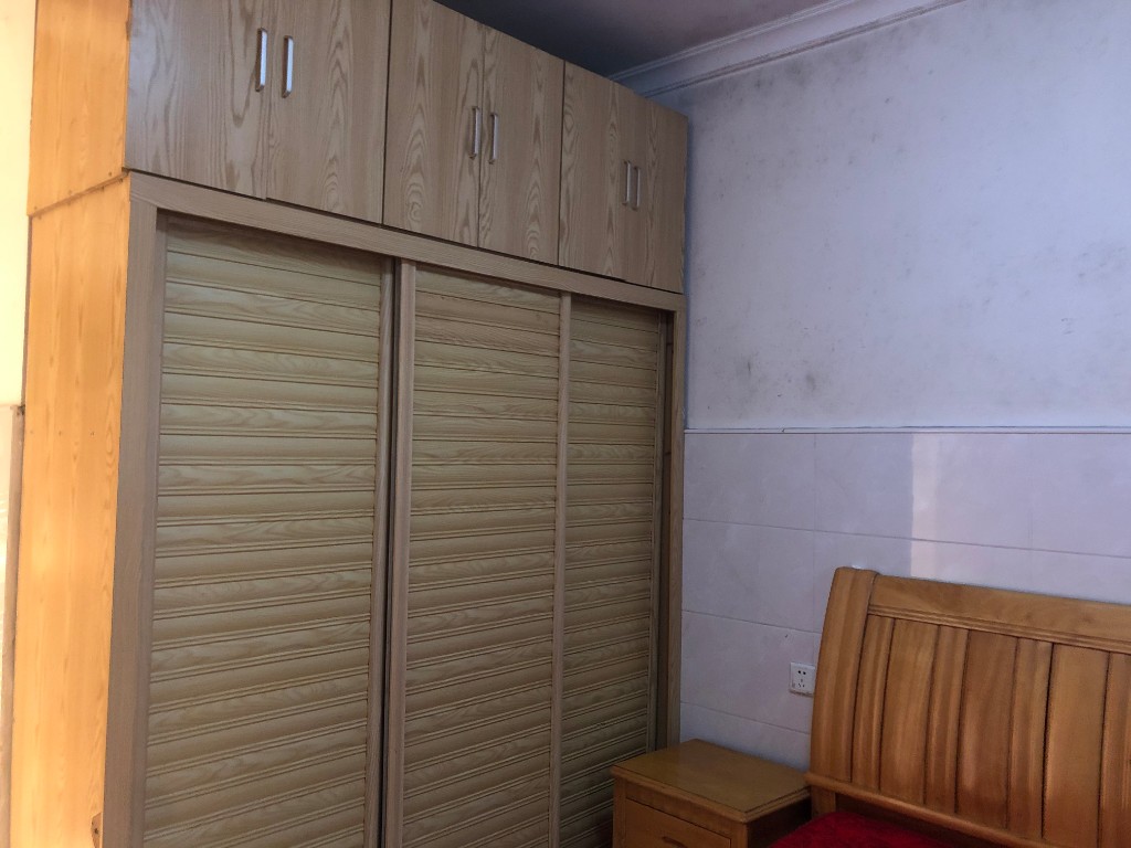 金塘小区  1室1厅1卫    850.0元/月 金塘小区  1室1厅1卫    850.0元/月室内图1