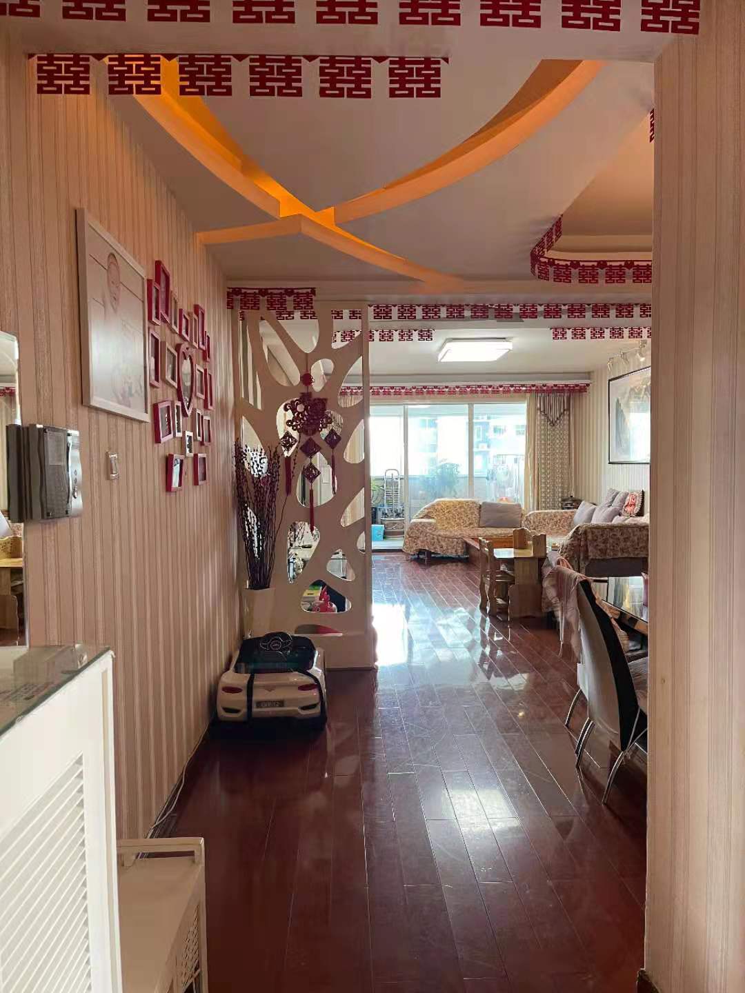 天龙御园 4室2厅2卫 125.0万 天龙御园 4室2厅2卫 125.0万卫生间