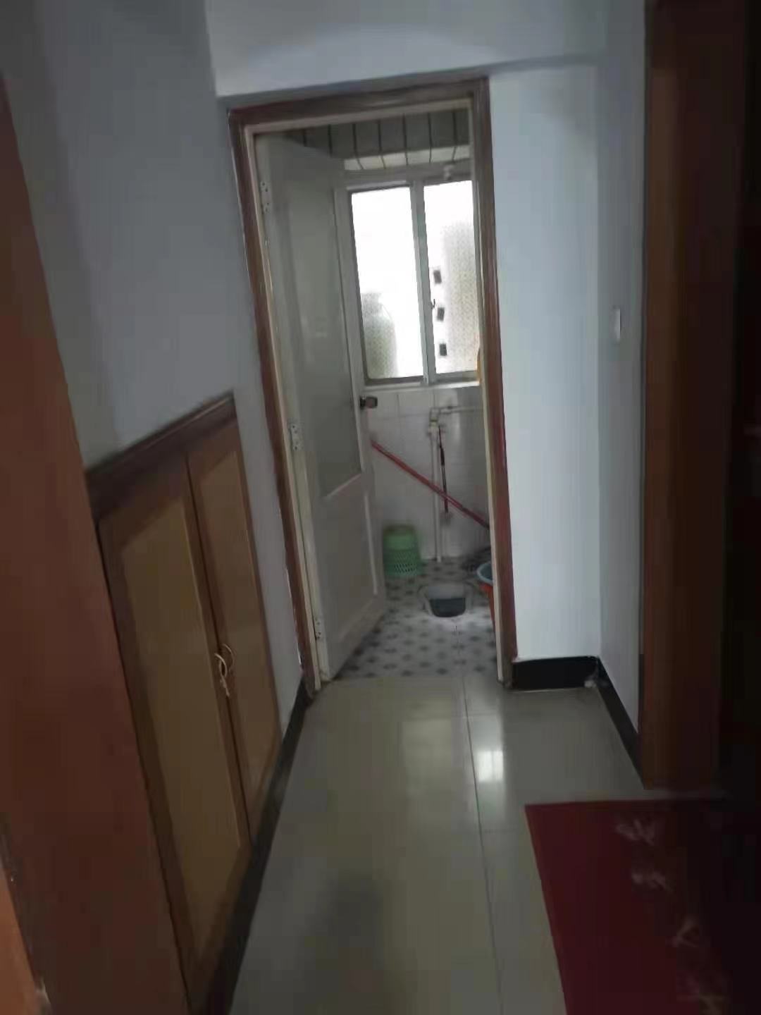 建南花园 2室1厅1卫 1000.0元/月 建南花园 2室1厅1卫 1000.0元/月室内图