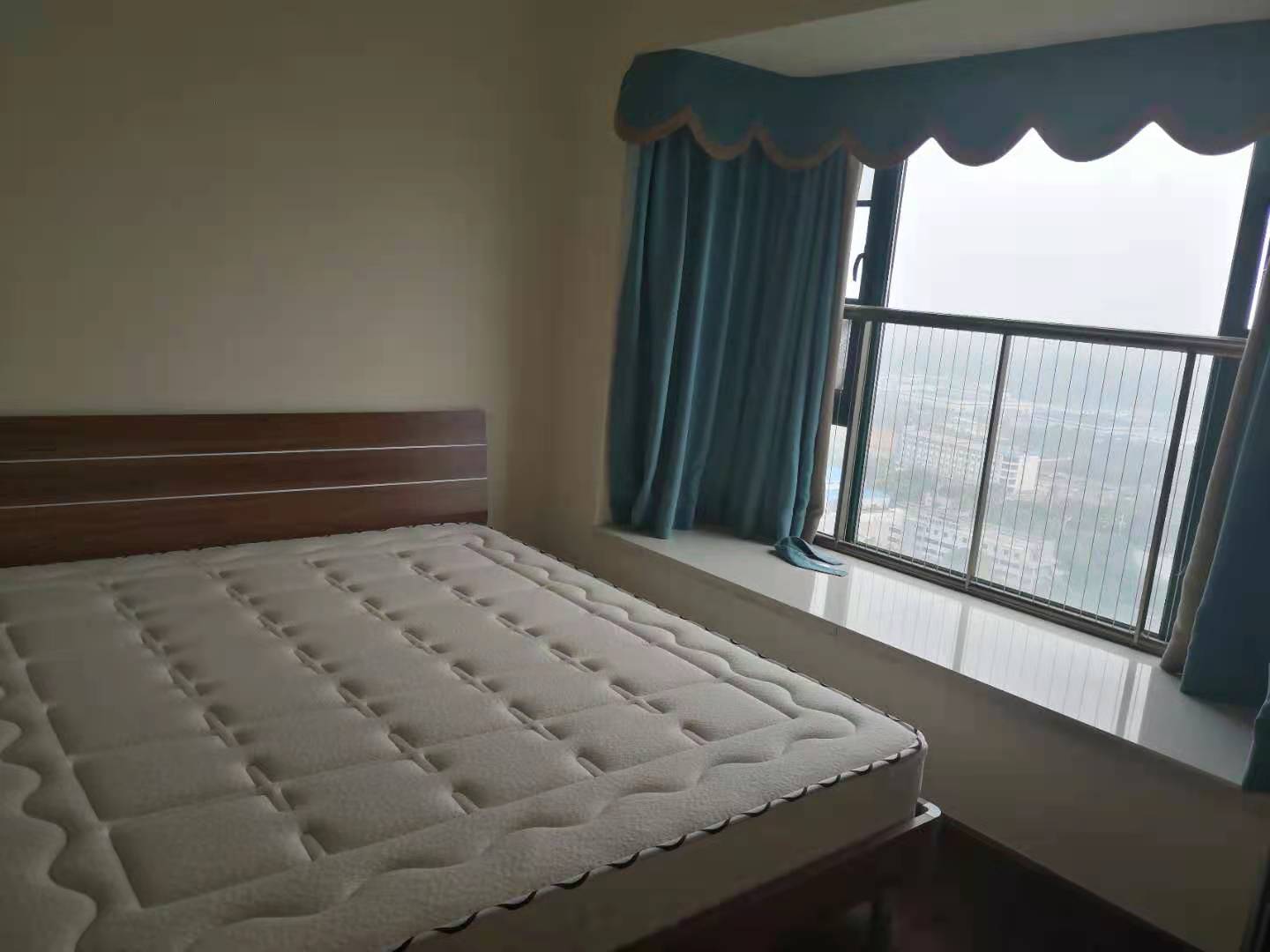 恒大绿洲  2室2厅2卫    2200.0元/月 恒大绿洲  2室2厅2卫    2200.0元/月室内图