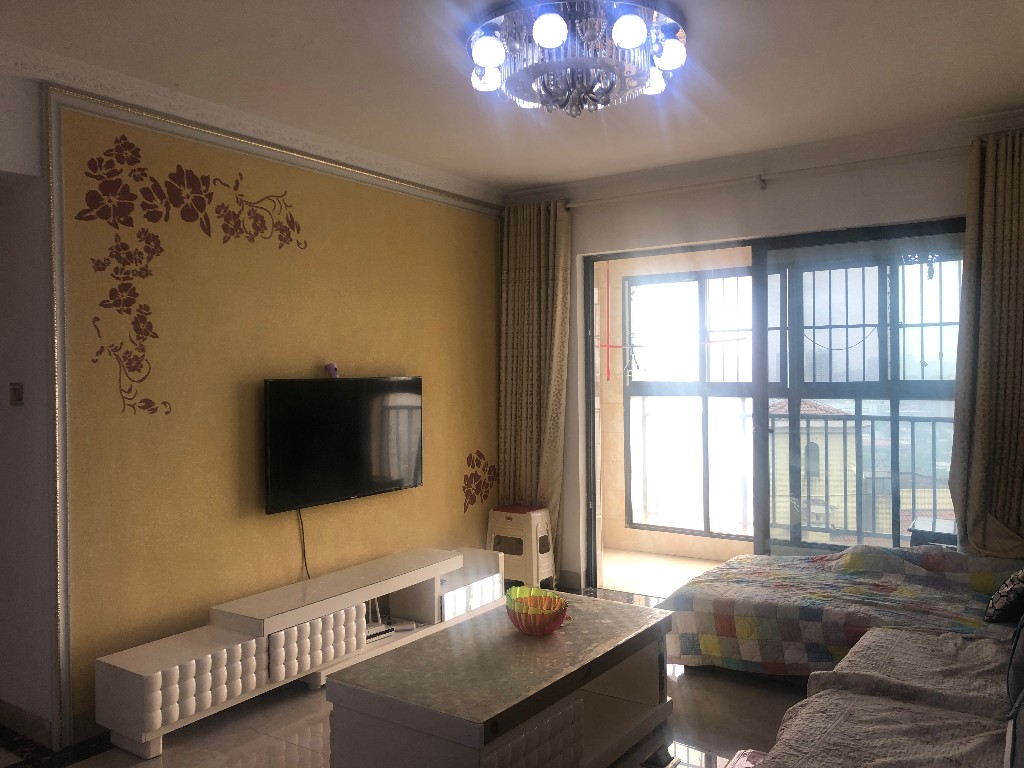 三一歌雅郡 3室2厅1卫 2000.0元/月 三一歌雅郡 3室2厅1卫 2000.0元/月室内图