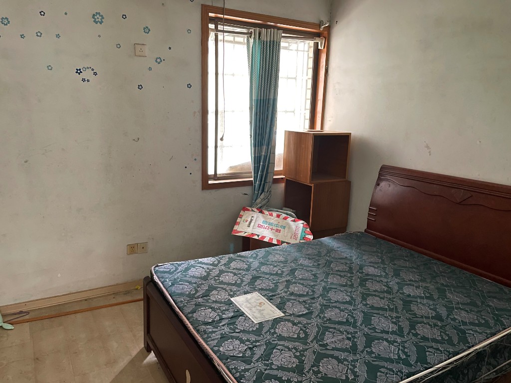 江南世家 2室1厅1卫 41.8万 江南世家 2室1厅1卫 41.8万客厅