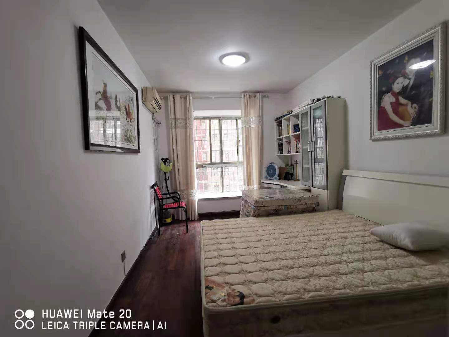 东方豪苑  4室2厅2卫    2400.0元/月室内图