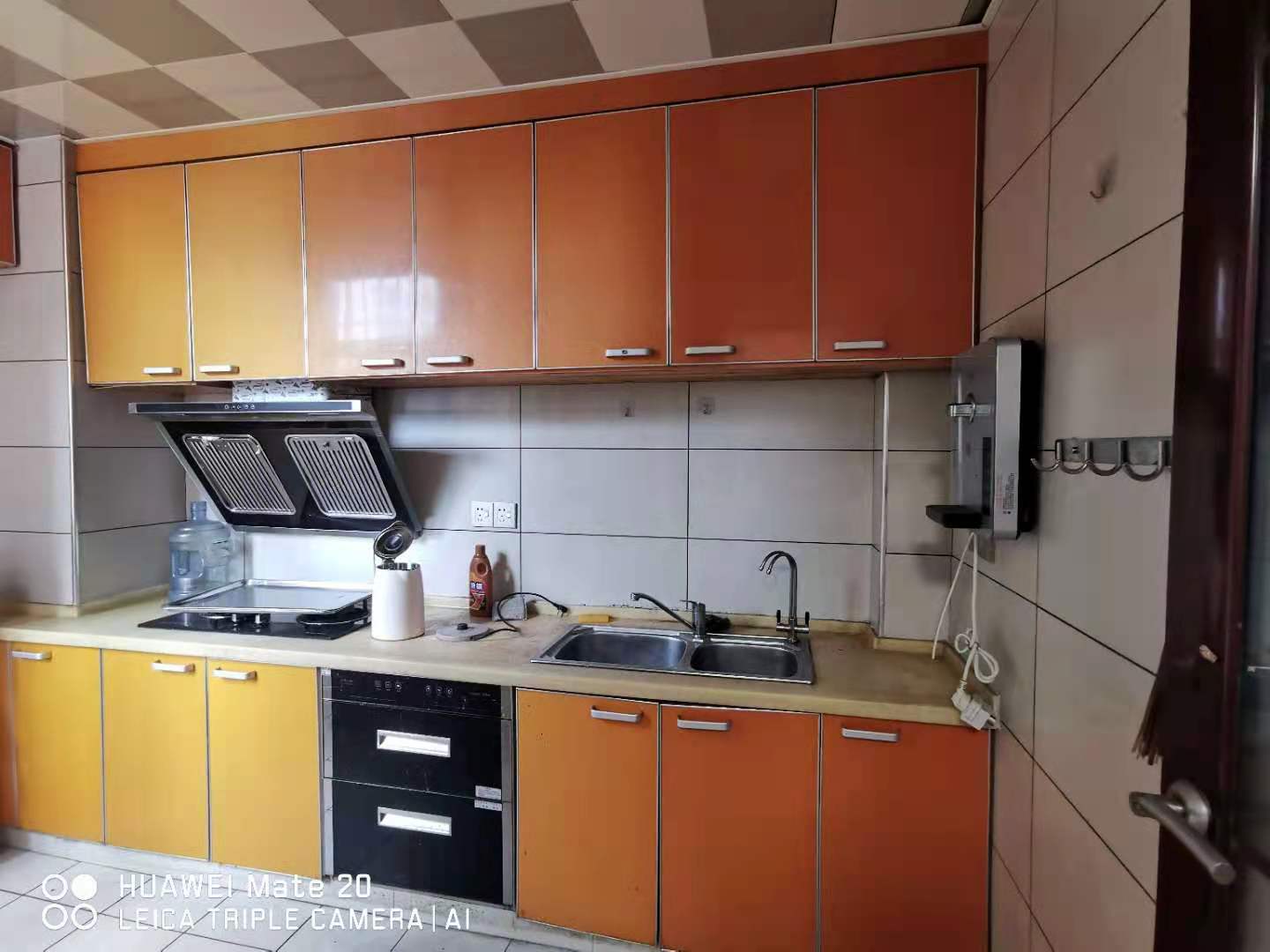 东方豪苑  4室2厅2卫    2400.0元/月室内图