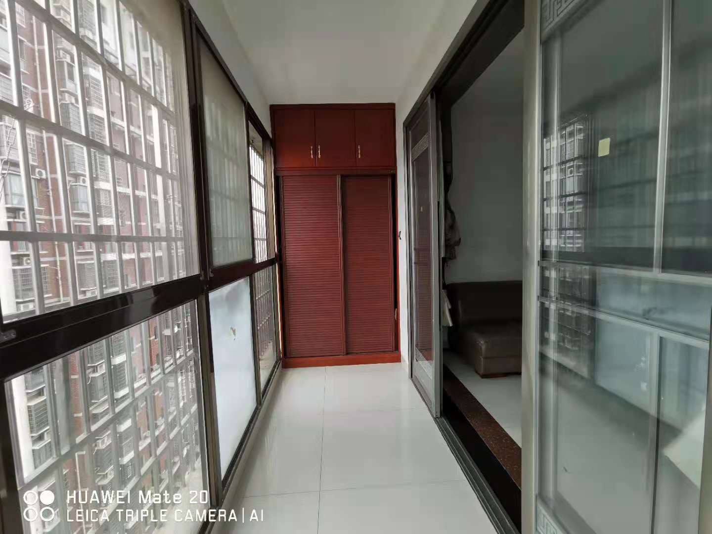 东方豪苑 4室2厅2卫 2200.0元/月 东方豪苑 4室2厅2卫 2200.0元/月室内图