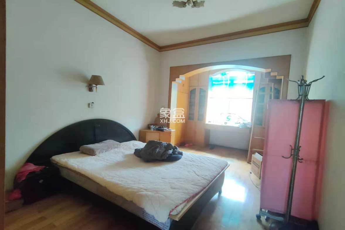 荷叶五村 2室1厅1卫 1000.0元/月 荷叶五村 2室1厅1卫 1000.0元/月室内图