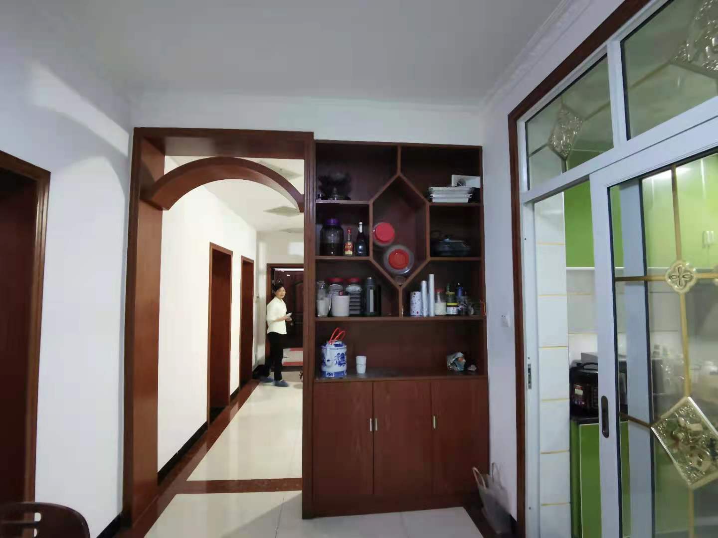 滨江水岸  3室2厅2卫    62.8万 滨江水岸  3室2厅2卫    62.8万客厅