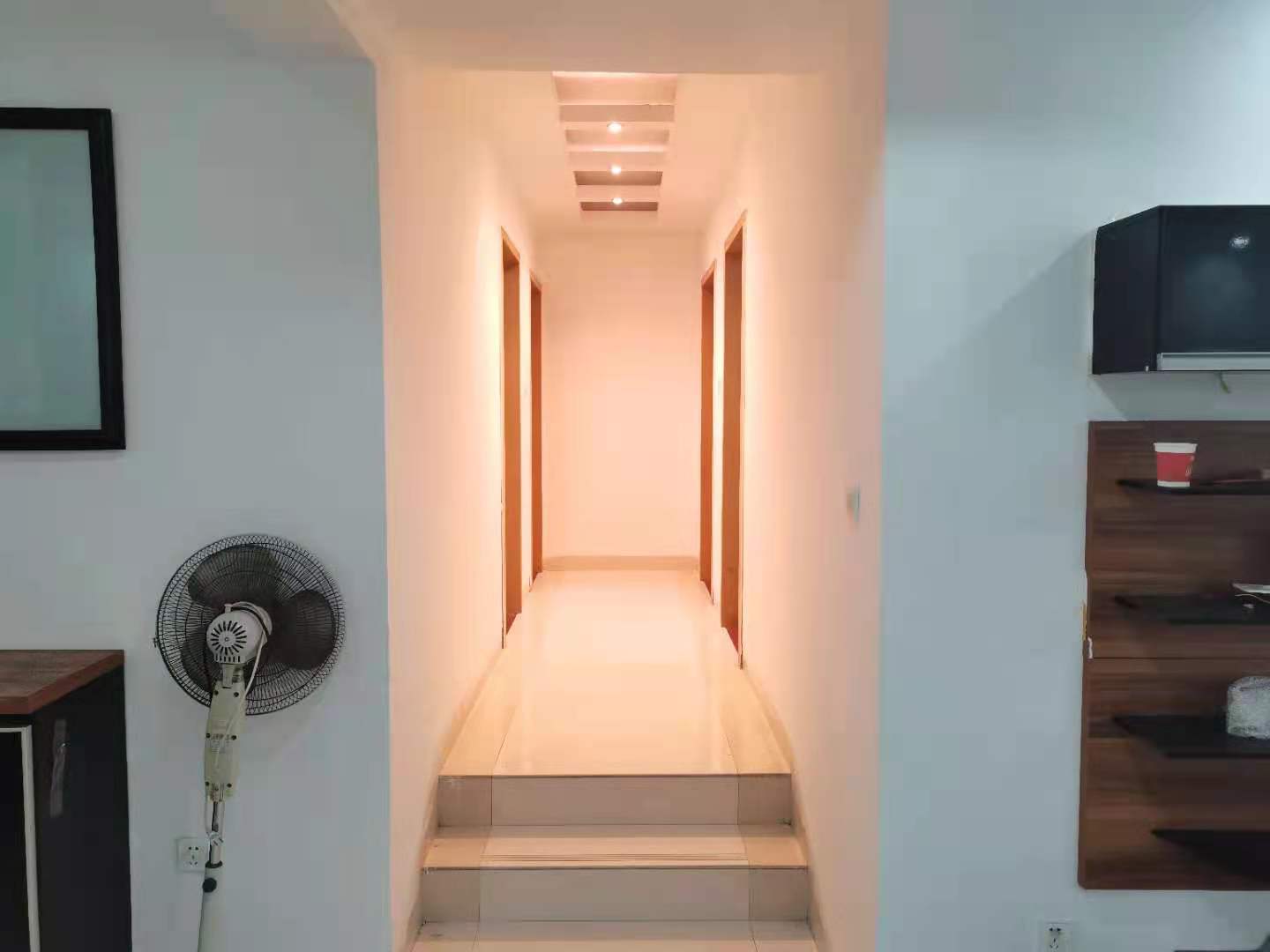 明兴花苑 5室2厅2卫 3100.0元/月 明兴花苑 5室2厅2卫 3100.0元/月室内图