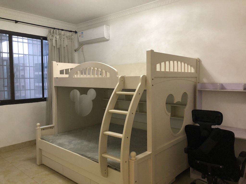 弘星大厦  3室2厅2卫    100.0万 弘星大厦  3室2厅2卫    100.0万客厅