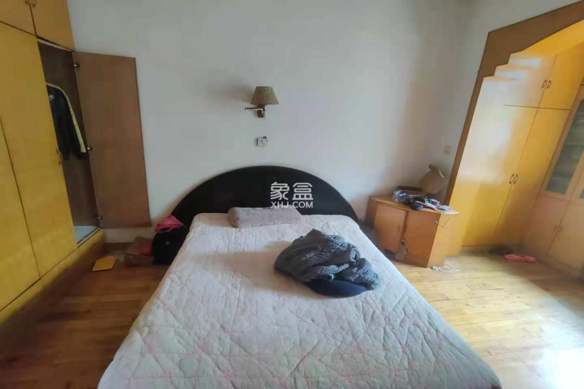 荷叶五村 2室1厅1卫 1000.0元/月 荷叶五村 2室1厅1卫 1000.0元/月室内图