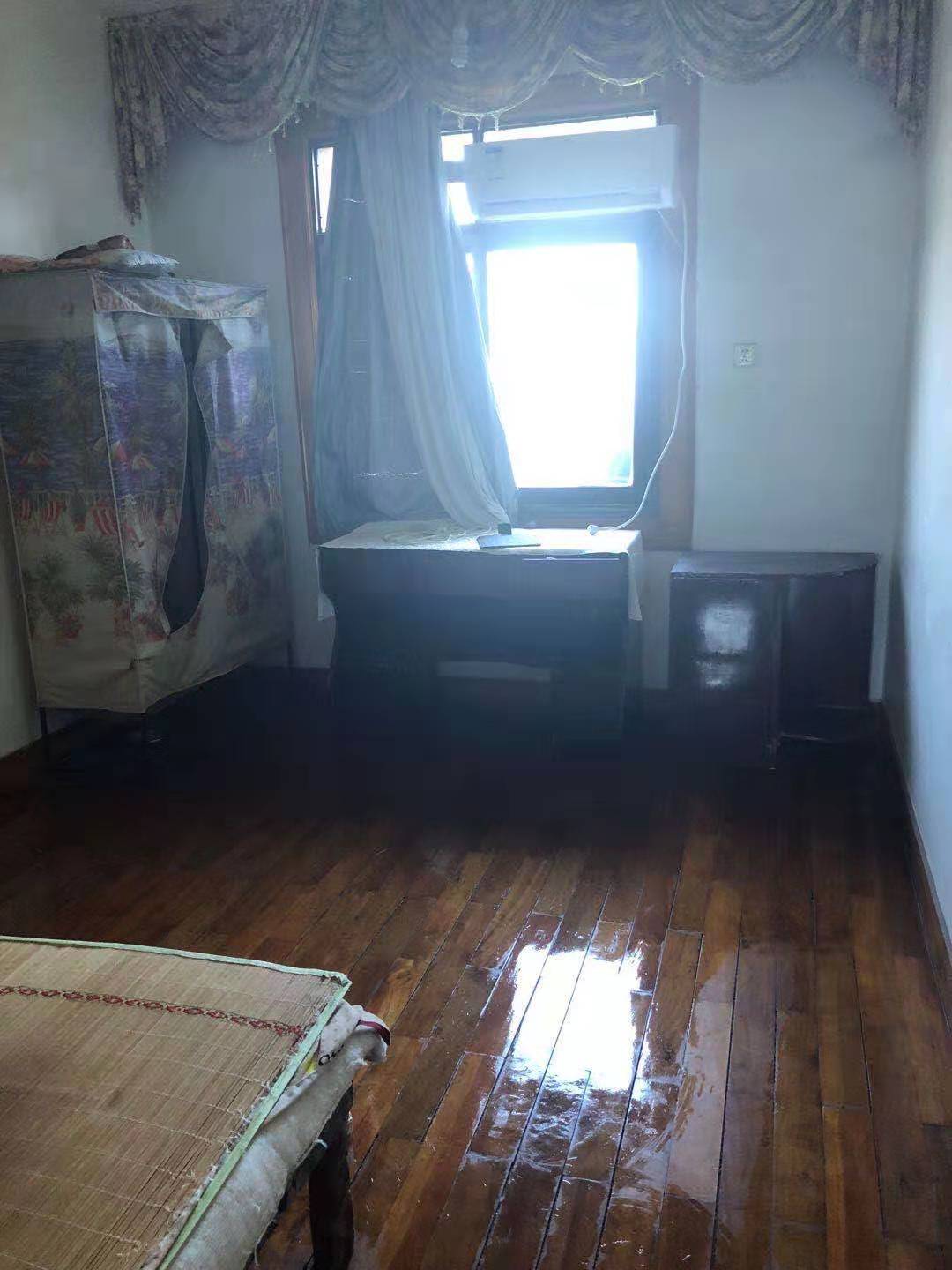 市人大政协机关大院住宅区(老市委) 2室2厅1卫 850.0元/月 市人大政协机关大院住宅区(老市委) 2室2厅1卫 850.0元/月室内图