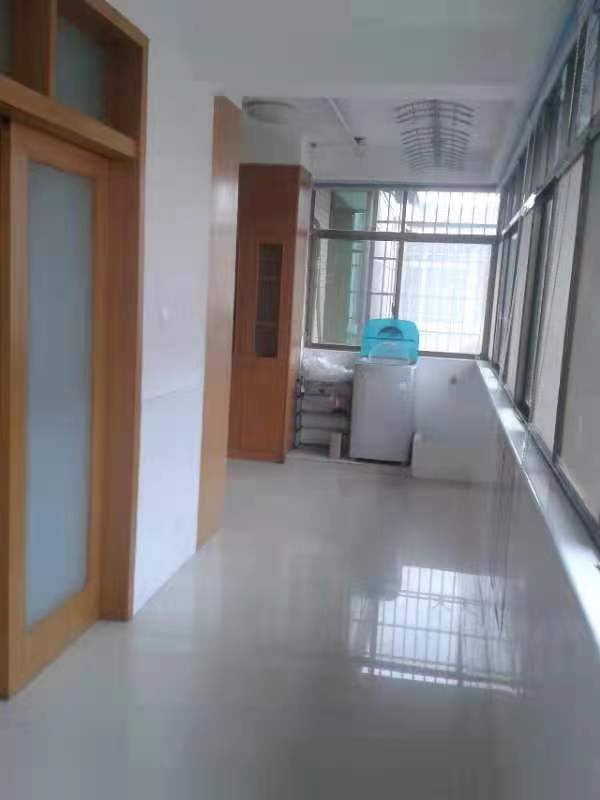 红星小区 3室2厅1卫 1500.0元/月 红星小区 3室2厅1卫 1500.0元/月室内图