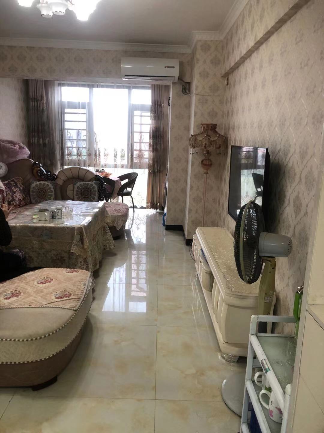 上尚城 3室1厅1卫 2200.0元/月 上尚城 3室1厅1卫 2200.0元/月室内图