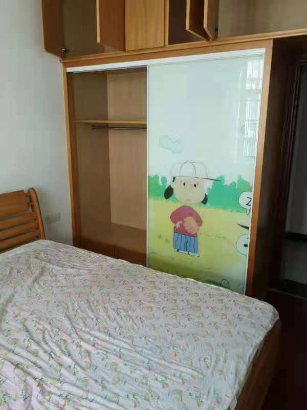 红星小区 3室2厅1卫 1500.0元/月 红星小区 3室2厅1卫 1500.0元/月室内图