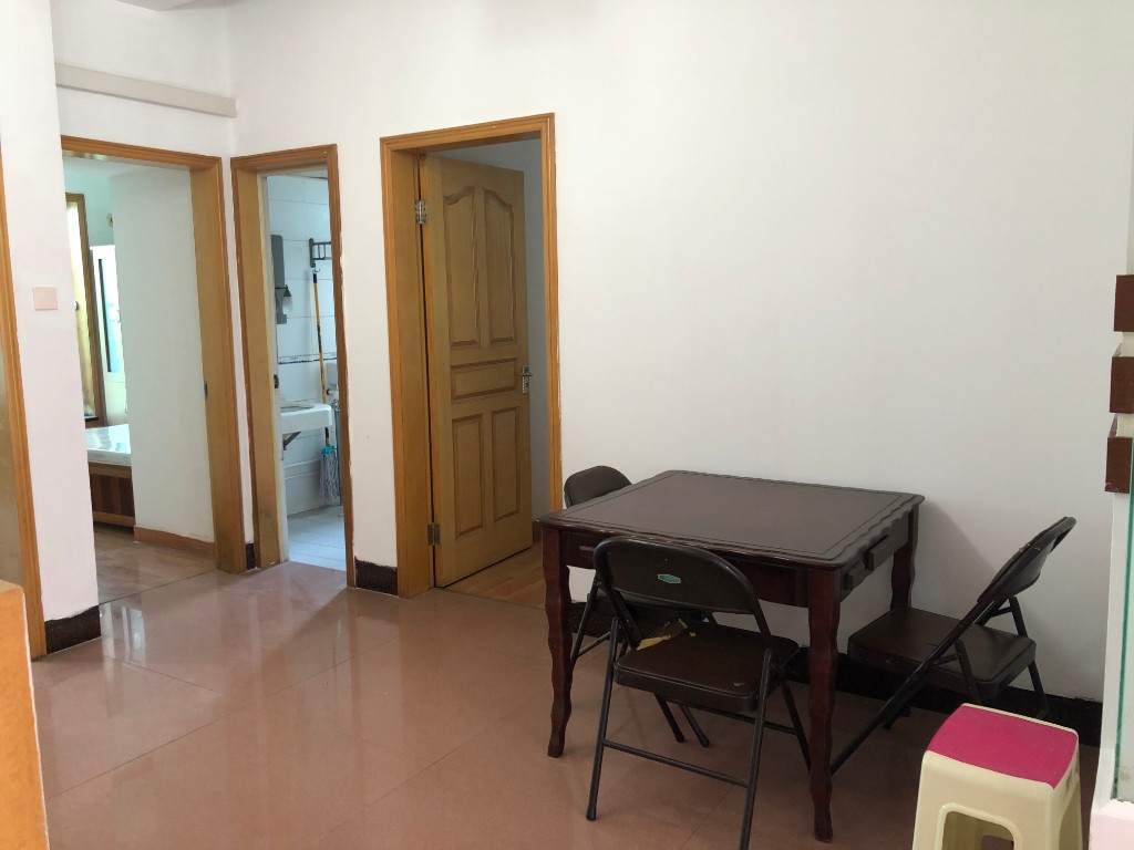 颐美园  3室2厅1卫    3200.0元/月室内图