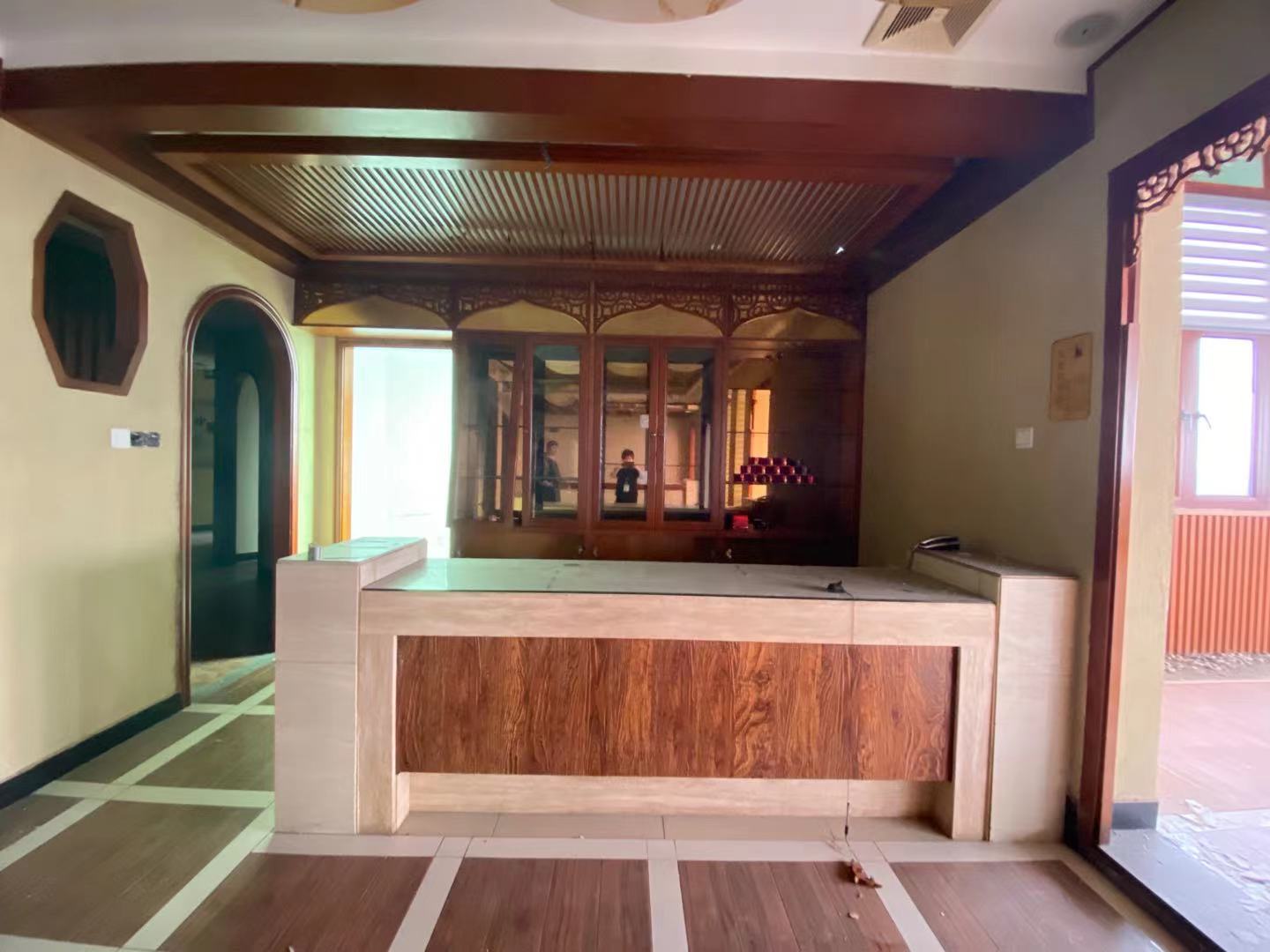 三重大厦（三重才园小区)  10室1厅1卫   17000.00元/月室内图