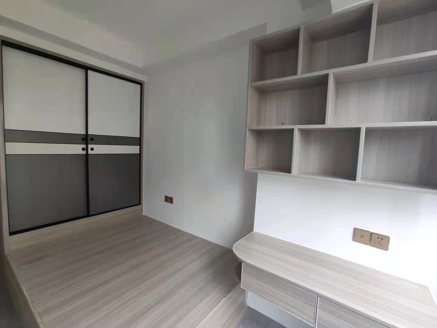 百弘学府城 2室1厅1卫 1200.0元/月 百弘学府城 2室1厅1卫 1200.0元/月室内图