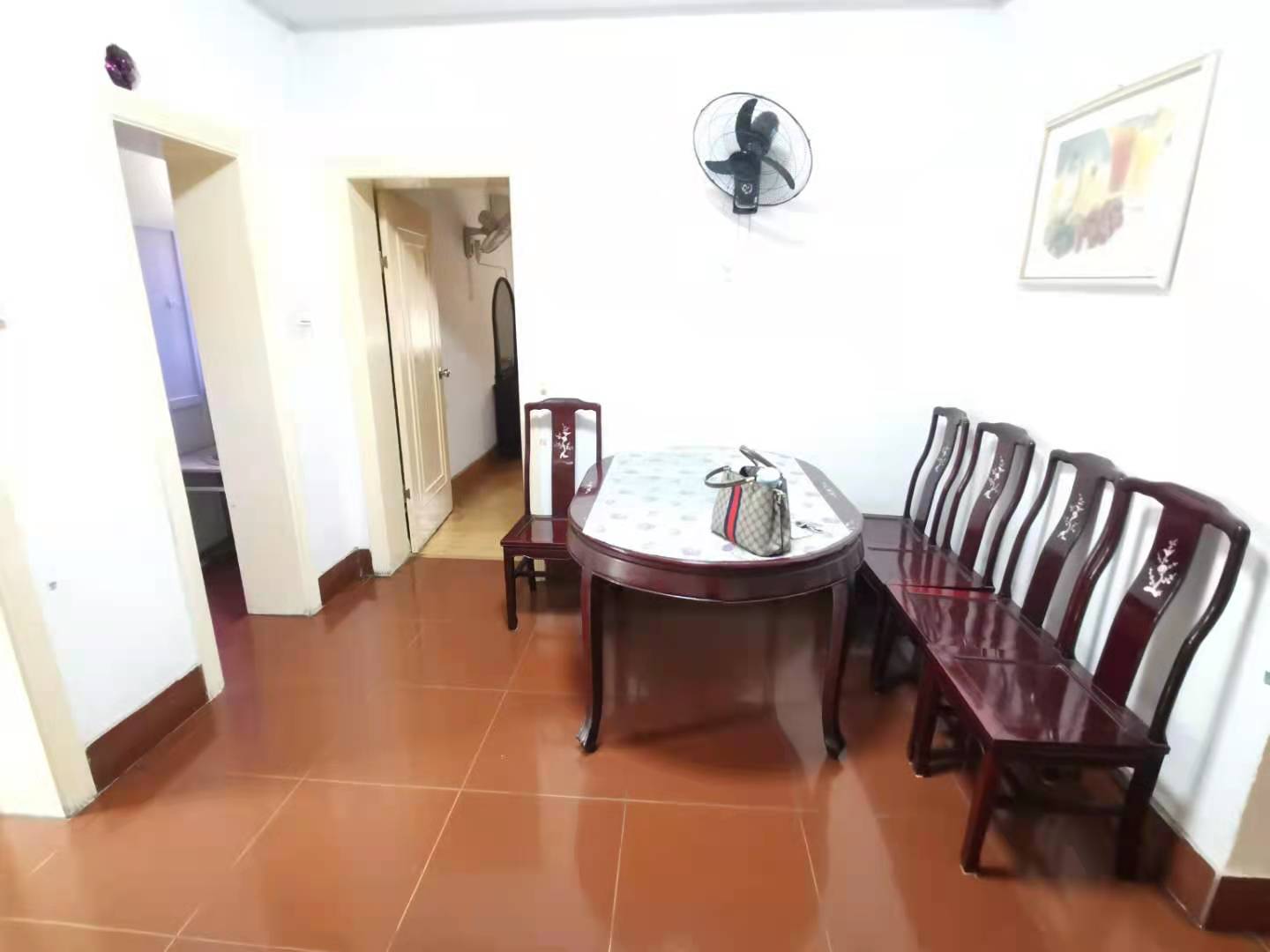 云里居委会 3室2厅1卫 1600.0元/月 云里居委会 3室2厅1卫 1600.0元/月室内图