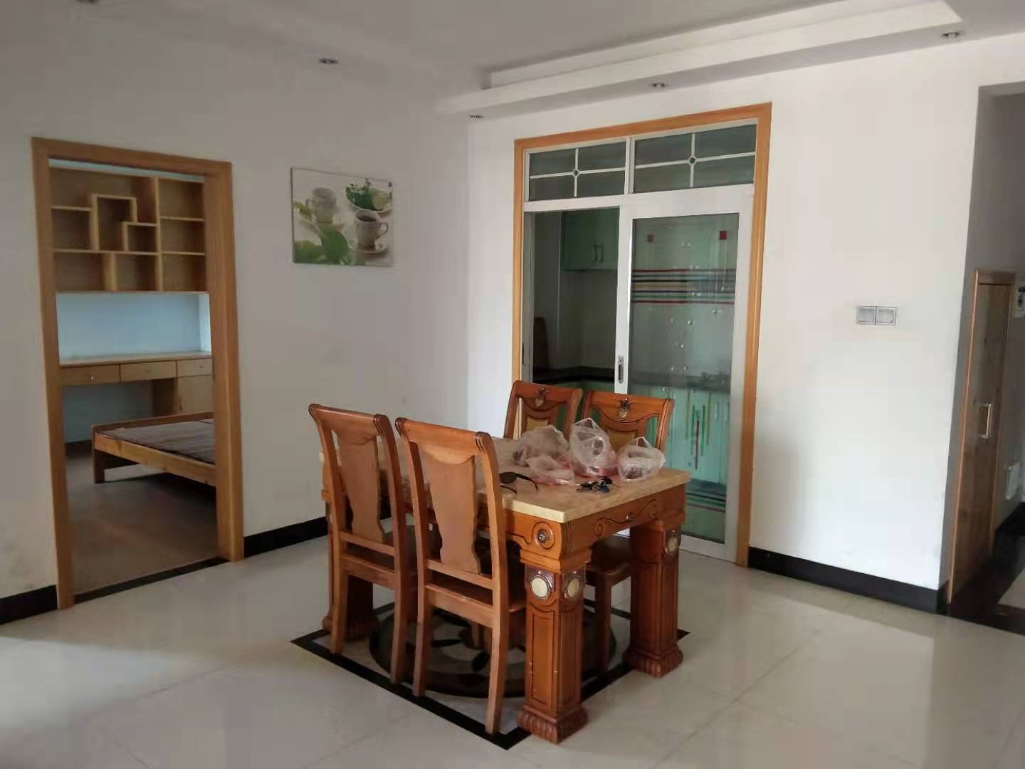 TOP尚都(拓步尚都)  3室2厅2卫    69.0万 TOP尚都(拓步尚都)  3室2厅2卫    69.0万客厅