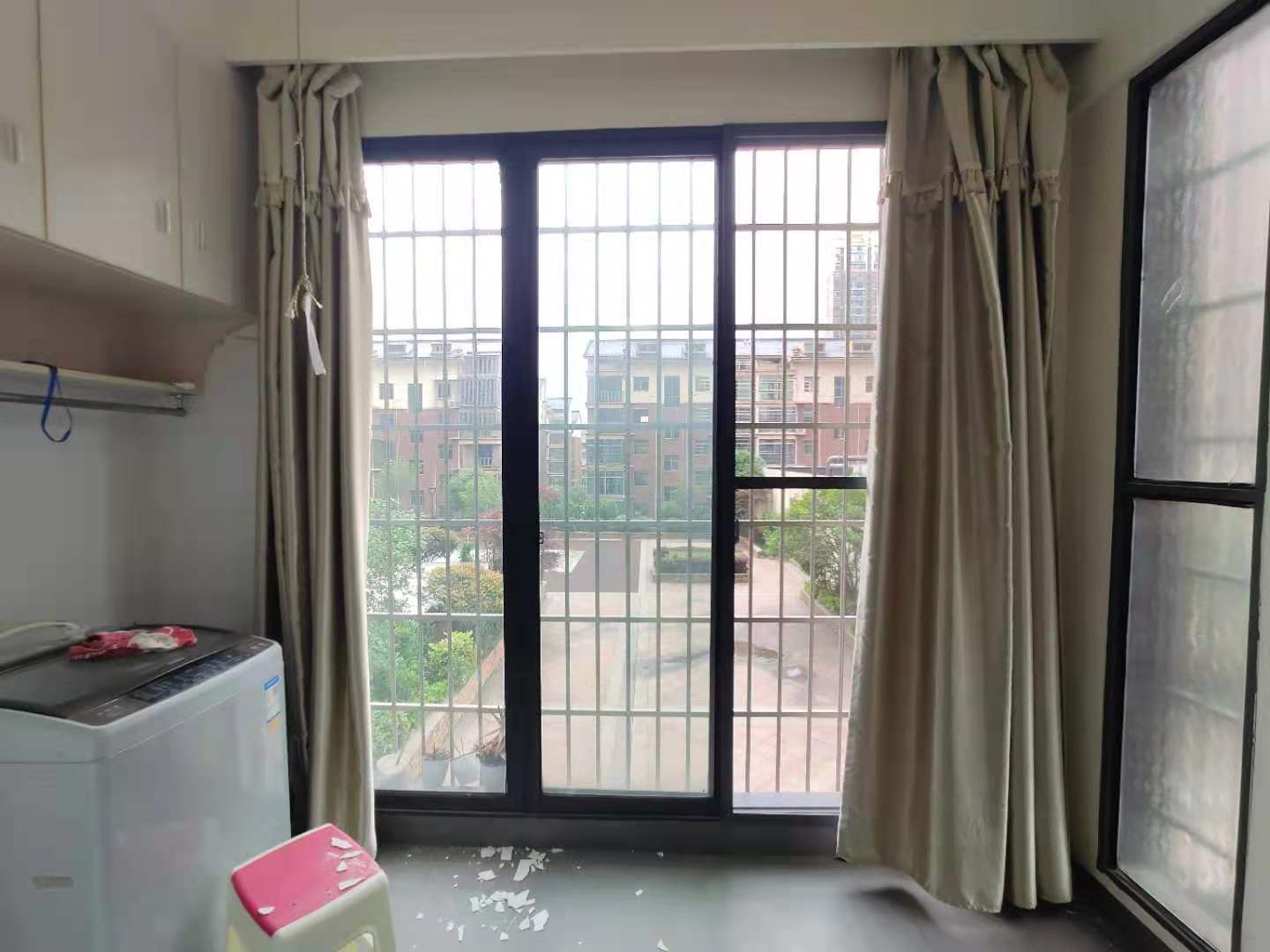 雅士林欣城  2室2厅1卫   1600.00元/月户型图