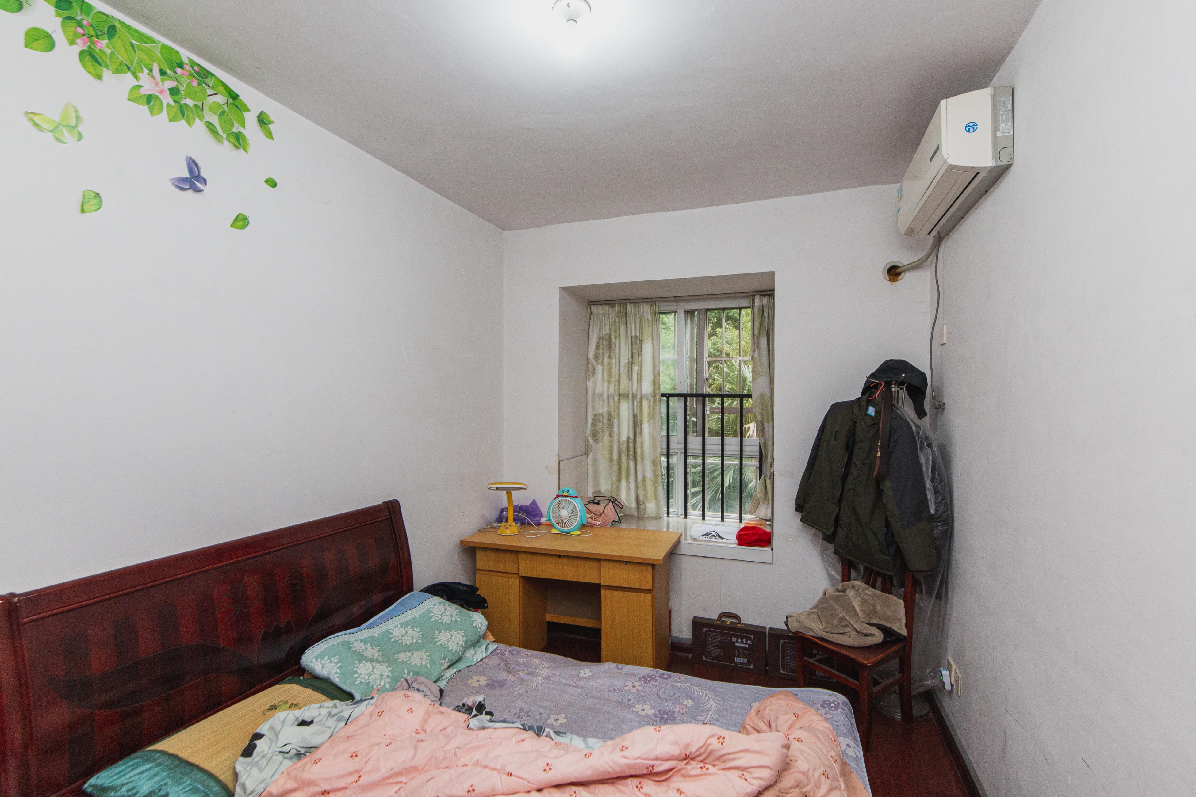 嘉盛华庭(一期、二期、三期) 3室2厅2卫 3000.0元/月 嘉盛华庭(一期、二期、三期) 3室2厅2卫 3000.0元/月室内图