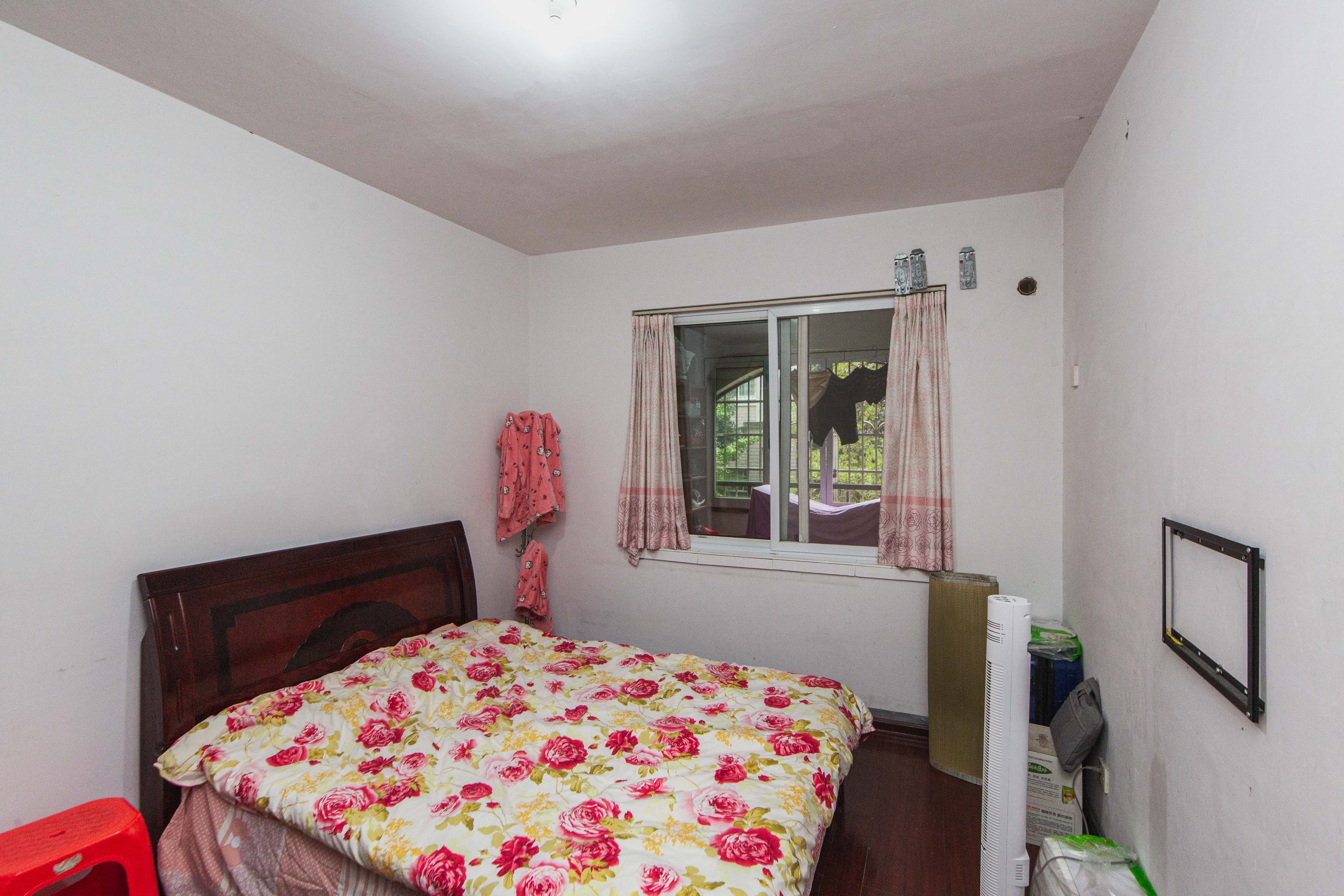 嘉盛华庭(一期、二期、三期) 3室2厅2卫 3000.0元/月 嘉盛华庭(一期、二期、三期) 3室2厅2卫 3000.0元/月室内图