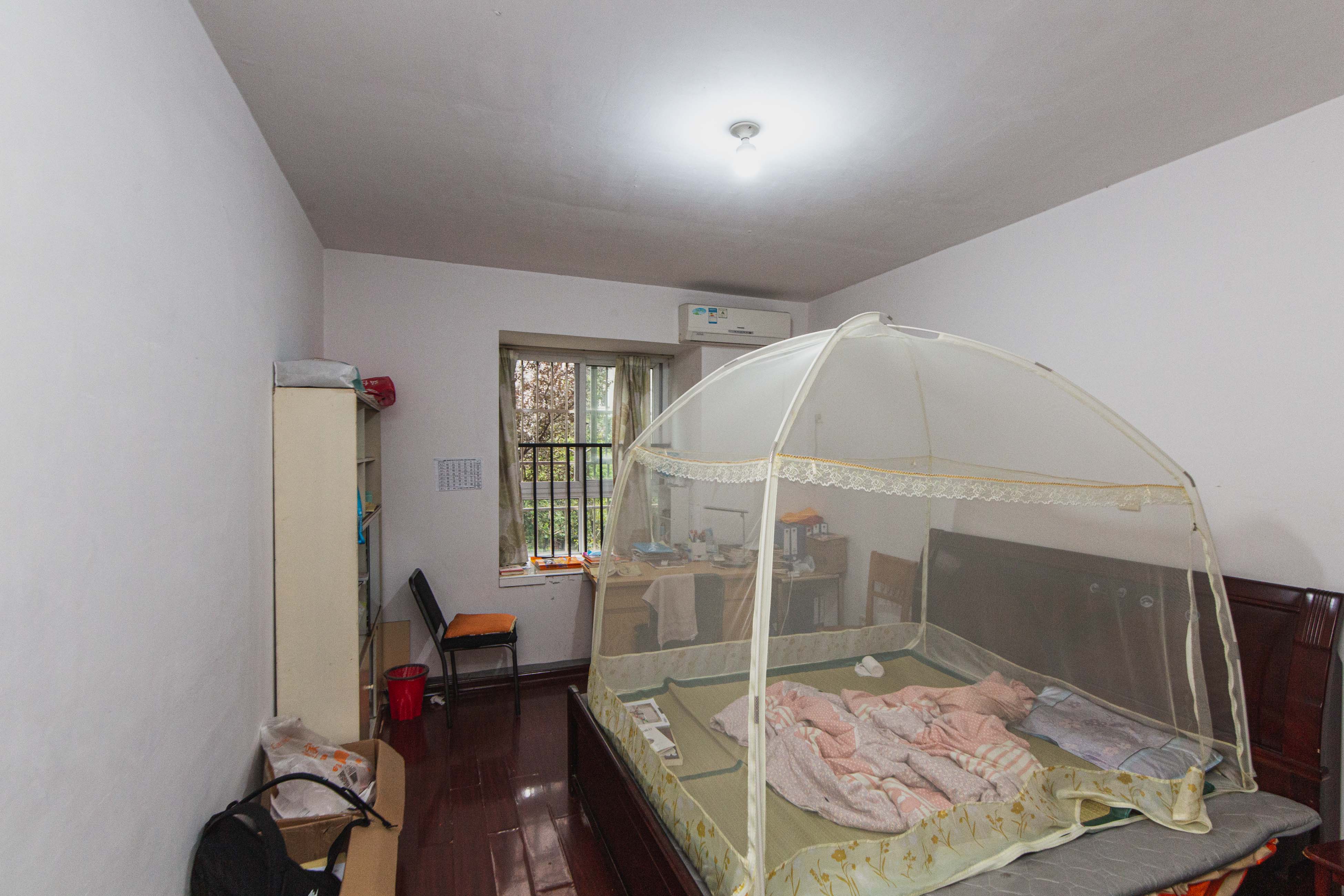 嘉盛华庭(一期、二期、三期) 3室2厅2卫 3000.0元/月 嘉盛华庭(一期、二期、三期) 3室2厅2卫 3000.0元/月室内图