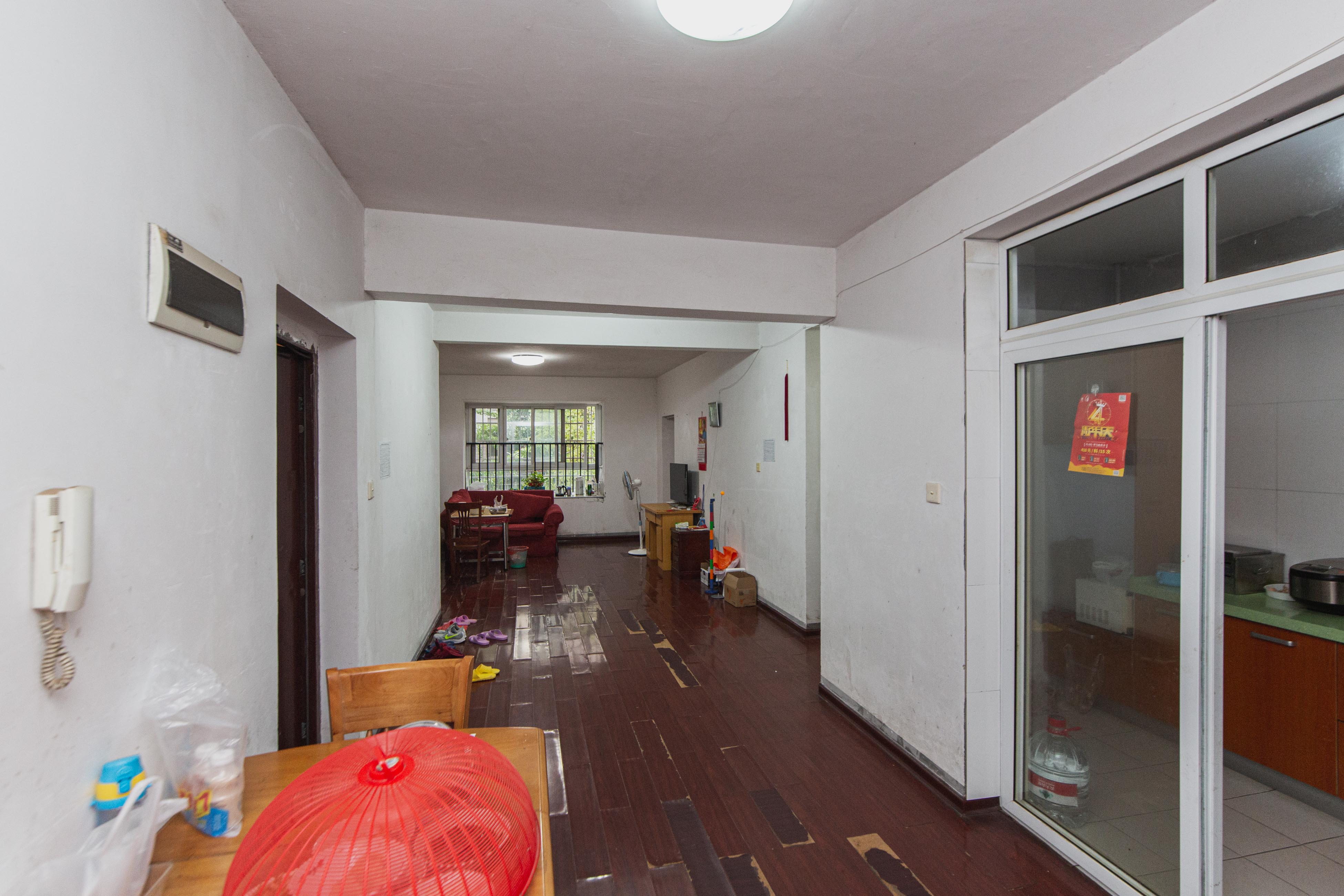 嘉盛华庭(一期、二期、三期) 3室2厅2卫 3000.0元/月 嘉盛华庭(一期、二期、三期) 3室2厅2卫 3000.0元/月室内图