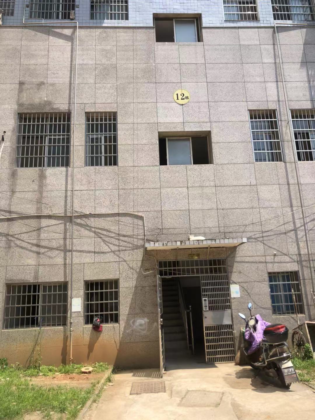 滨江水岸  3室2厅1卫    52.0万 滨江水岸  3室2厅1卫    52.0万小区图